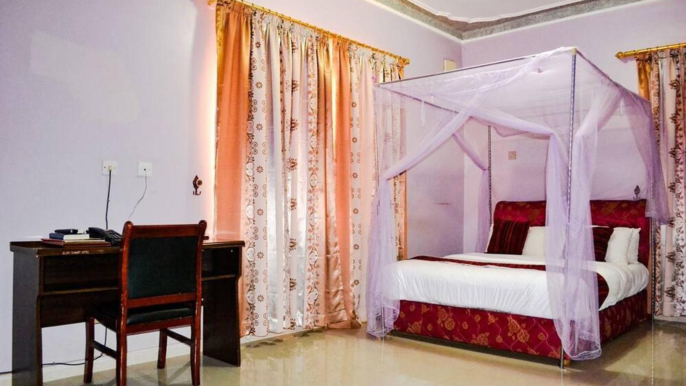 Glory Summit Hotel