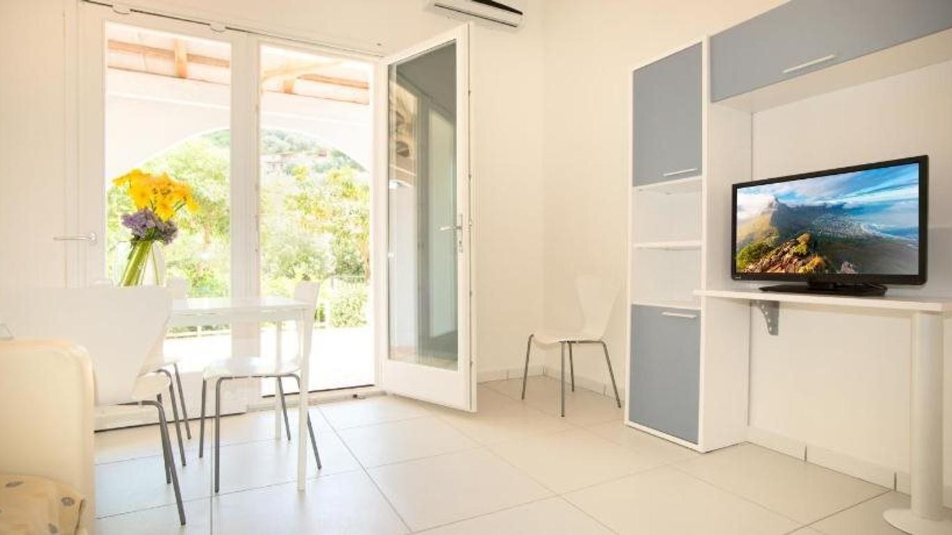Baia Marticana Residence Hotel