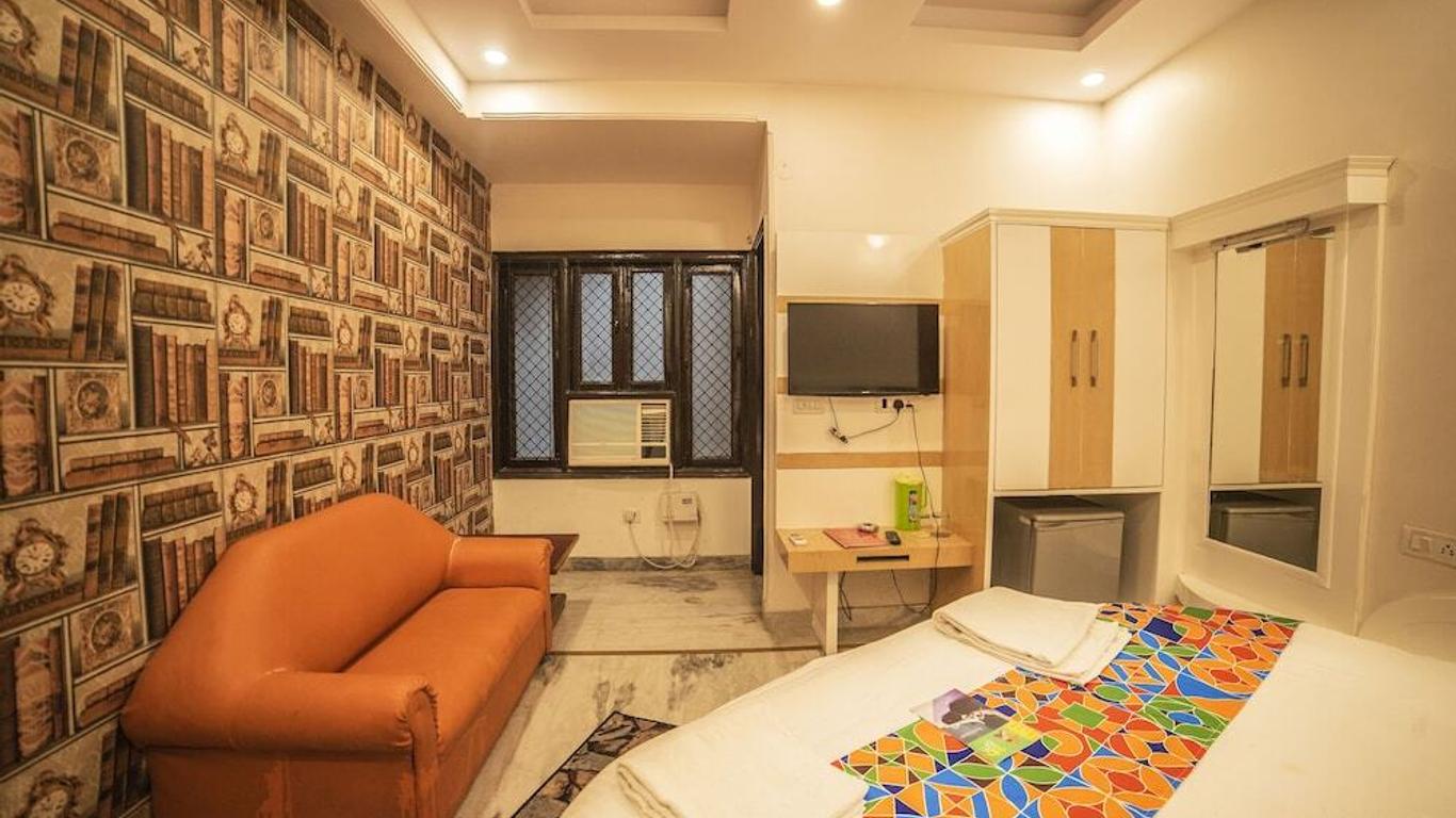 Fabhotel Hindustan Deluxe