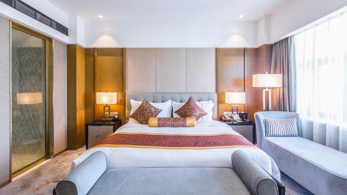 Bavaria Regent Hotel Hailar