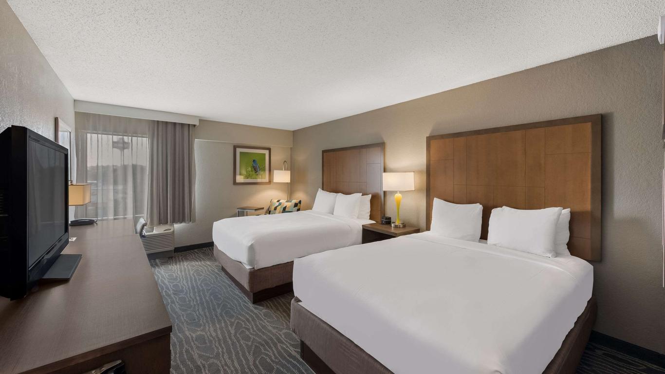 Comfort Inn and Suites Tipp City Dayton North I-75