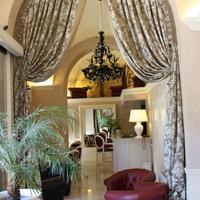 Suite Hotel Santa Chiara