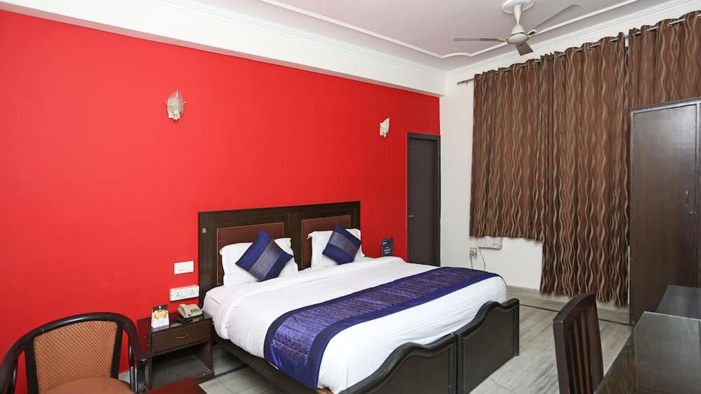 Oyo 3251 Royal Inn