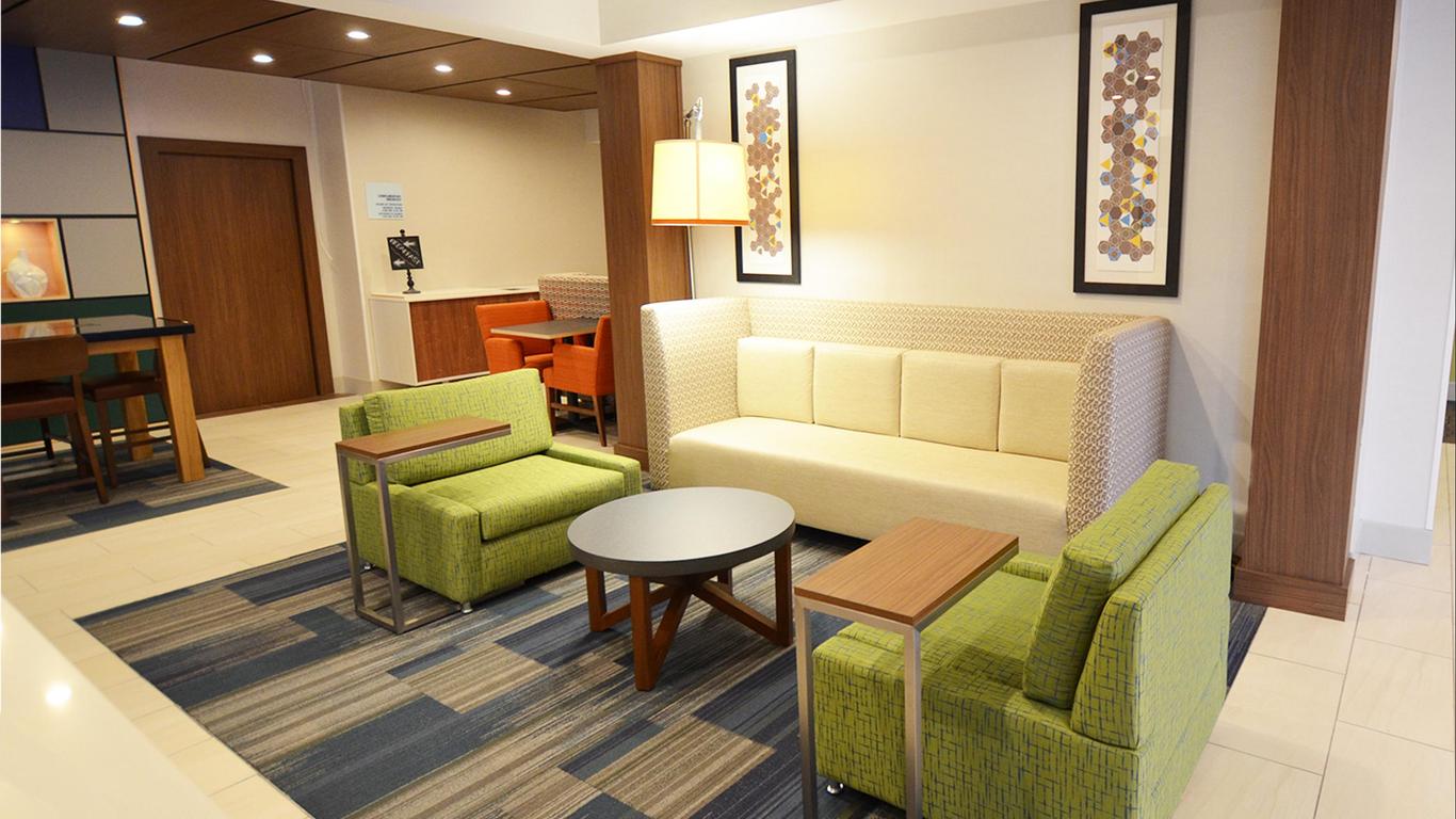 Holiday Inn Express Pittsburgh-Bridgeville