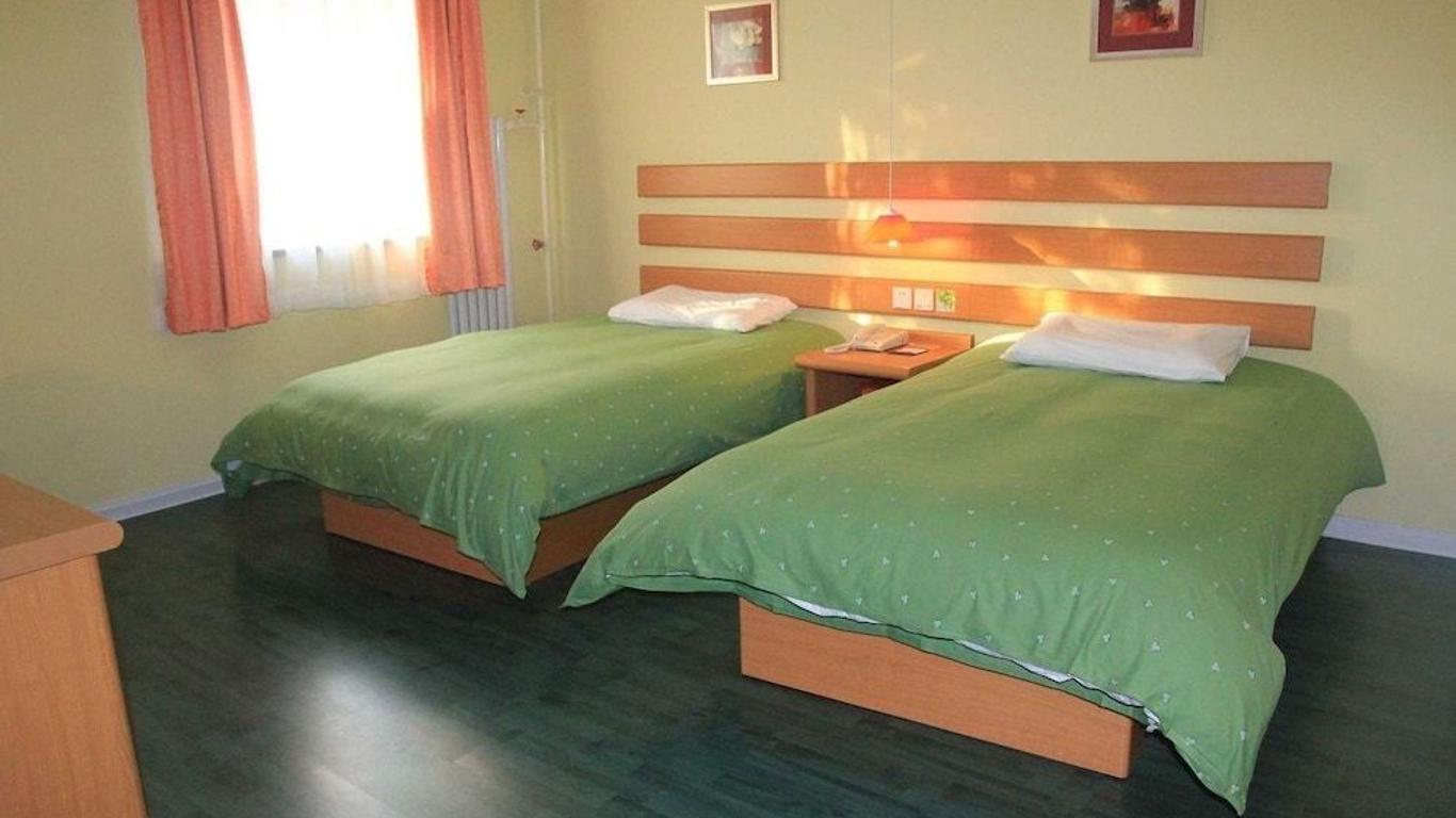 Home Inn-Qingdao Shandong Road Branch