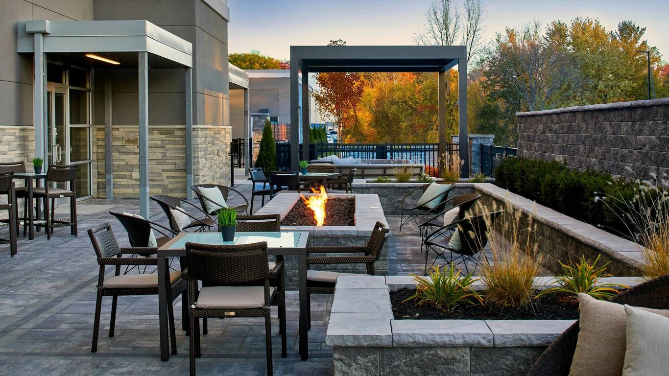 Courtyard by Marriott Albany Airport