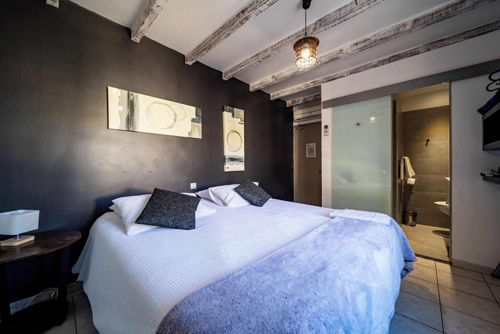 Otros