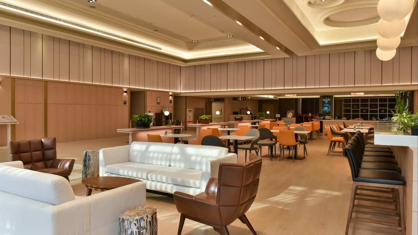 Holiday Inn Taoyuan Airport