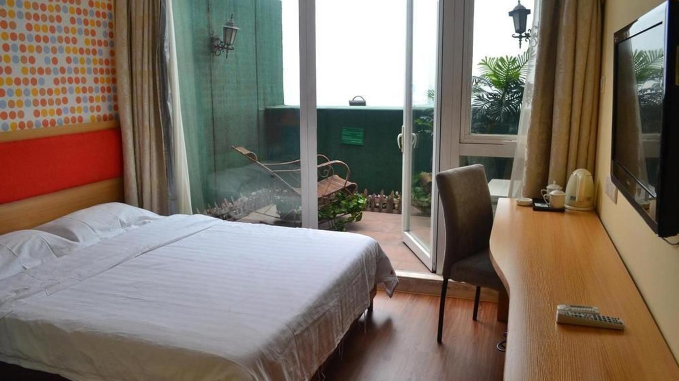 Home Inn Beijing Chaoyangmen Yabao Road