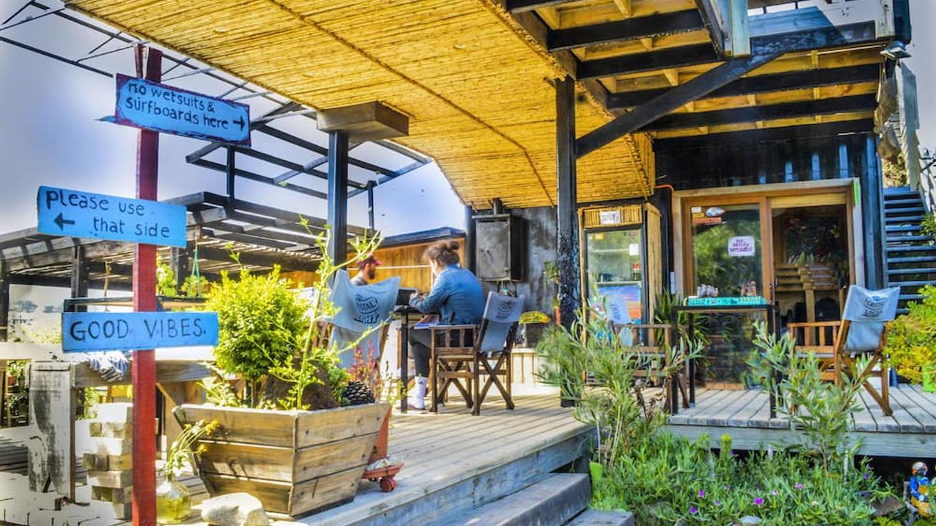 Sirena Insolente Hostel & Suites