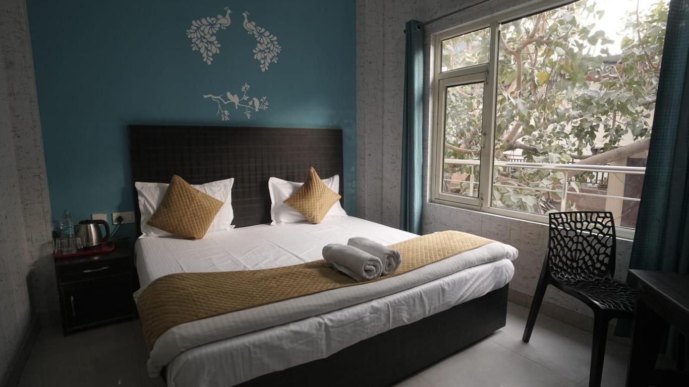 Hotel Ananta Inn