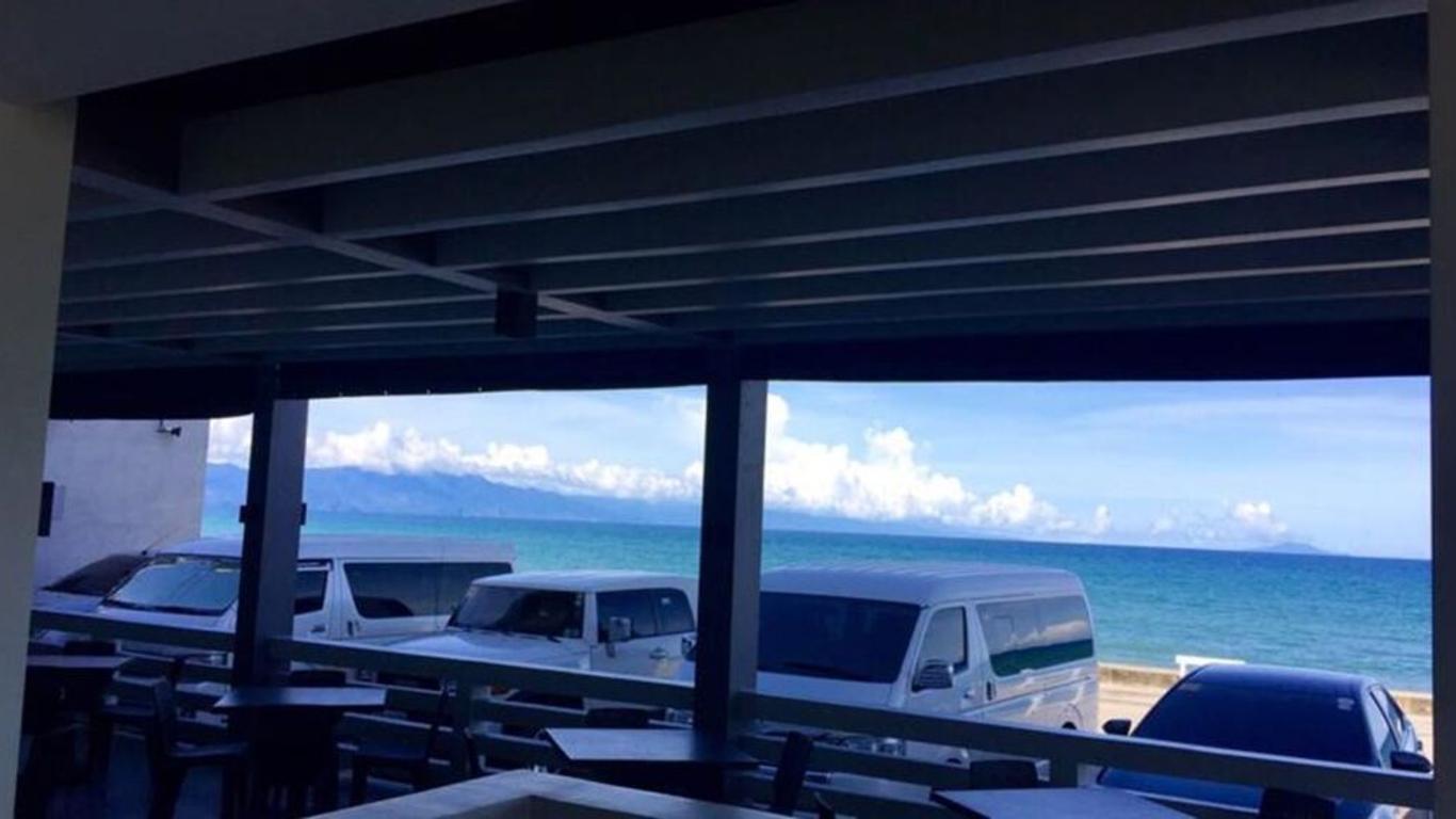Playa Azul Baler