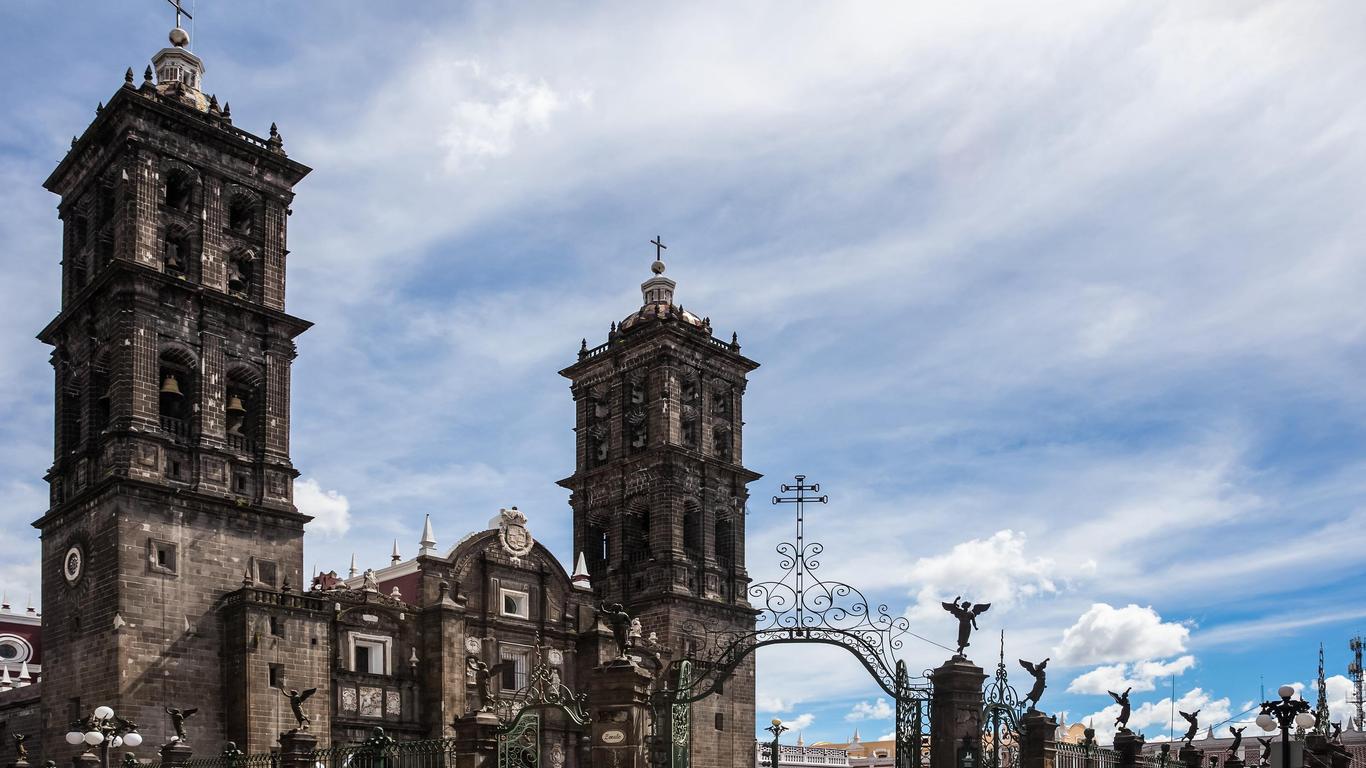 One Puebla Finsa