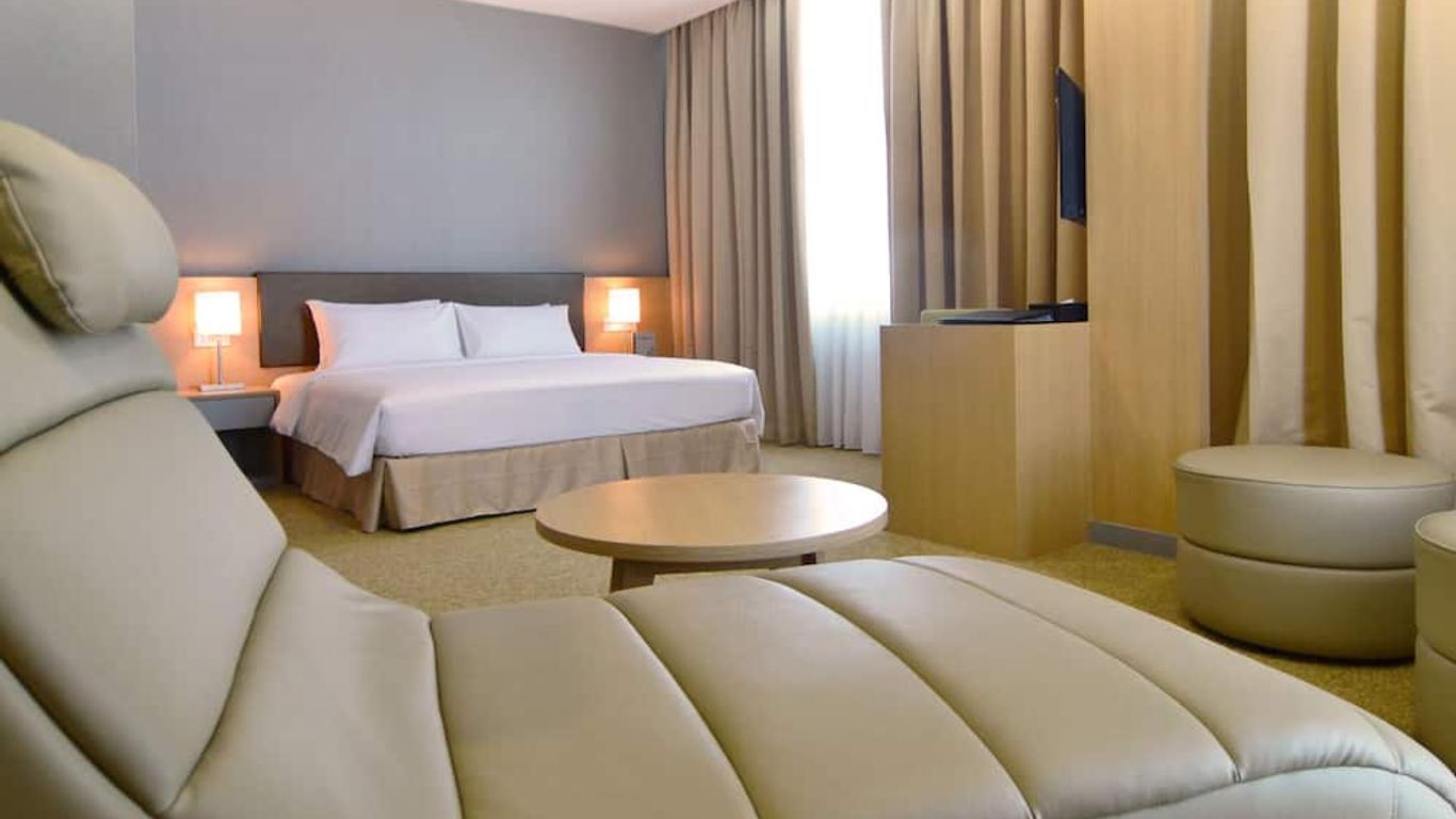 Hotel No.5