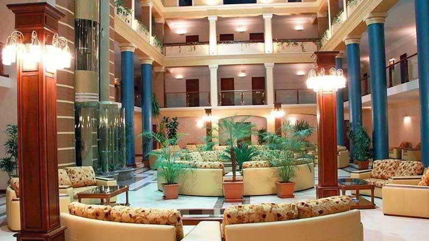 Hotel Russia
