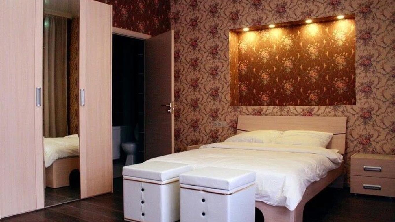 Airport City Lodge