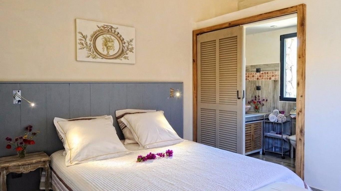Chambre d'Hôtes Domaine Pero Longo