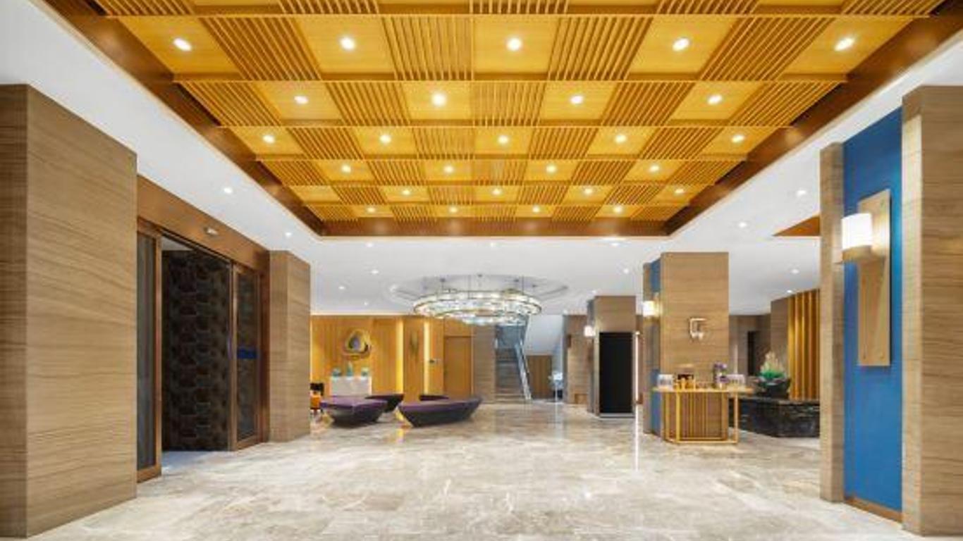 Lanberry Boutique Hotel (Dongfanghong Square Branch, Lanzhou Railway Station)