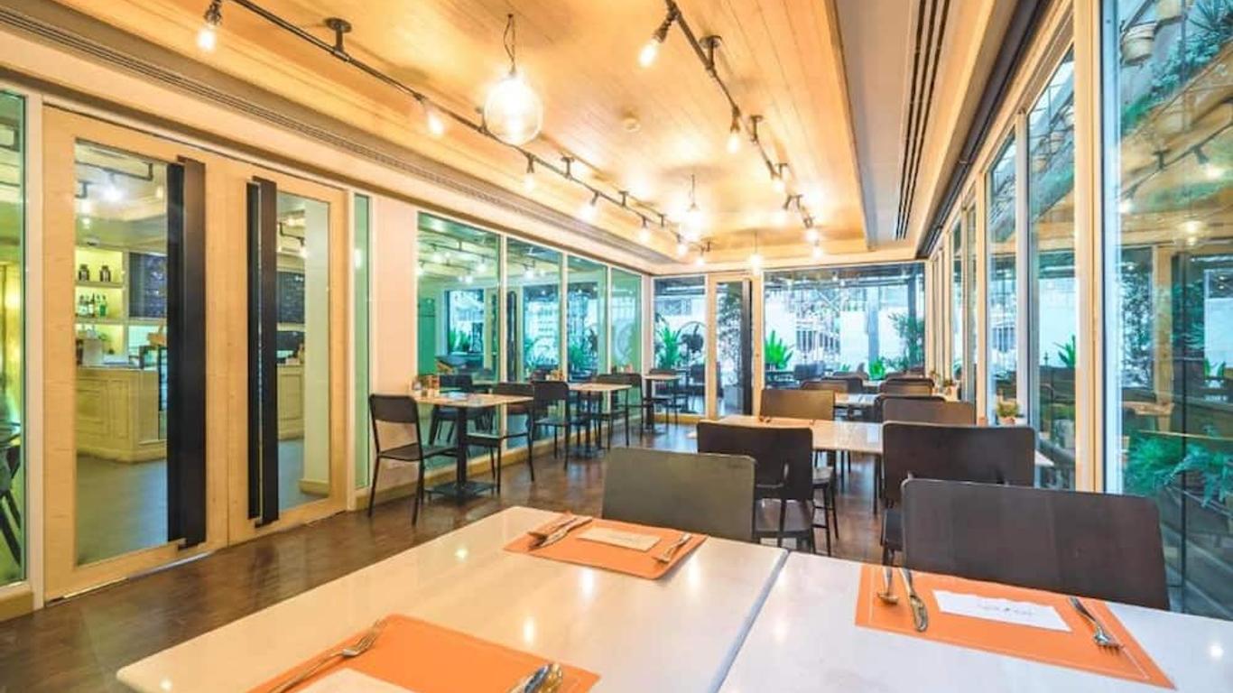 Citrus Sukhumvit 11 by Compass Hospitality