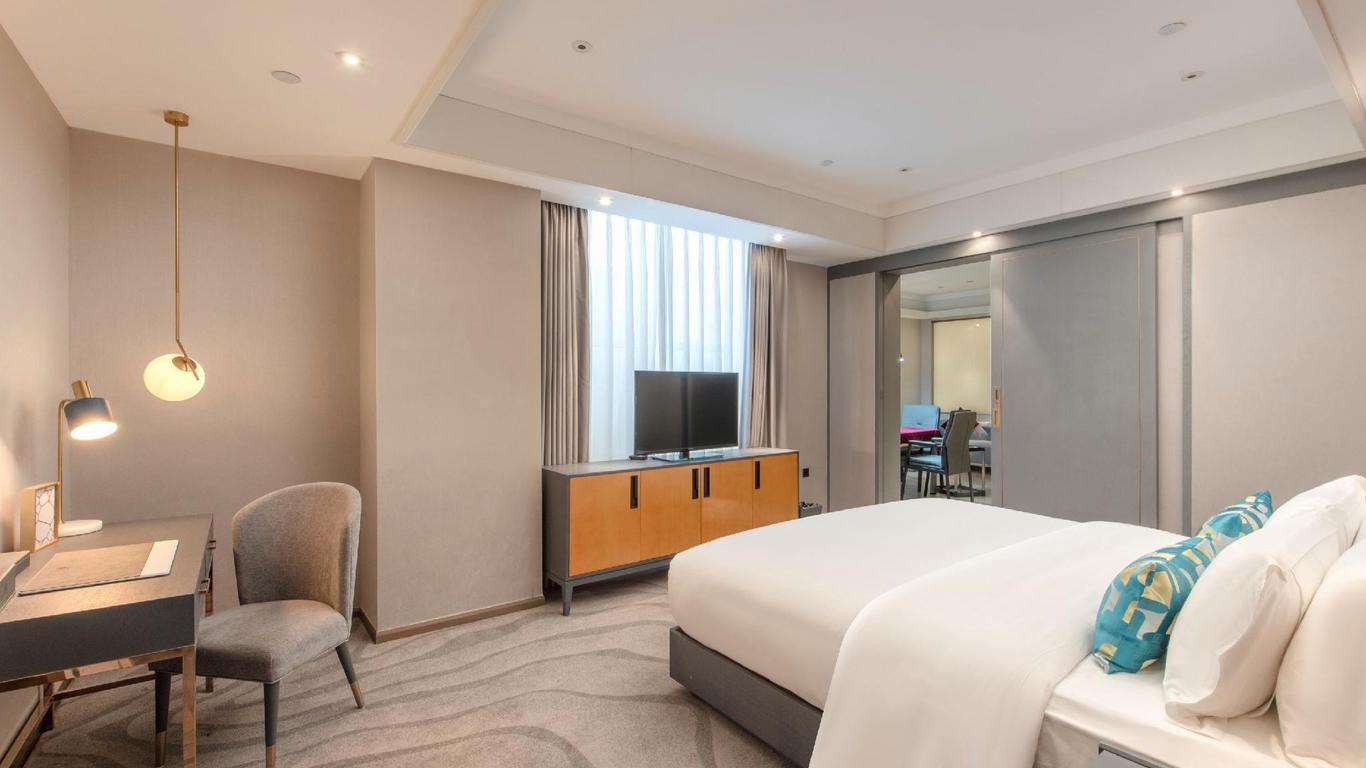 Zenth International Hotel