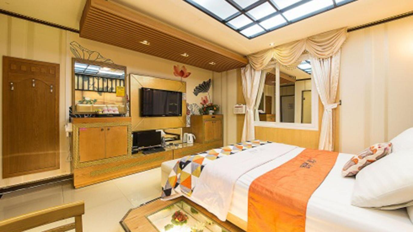 Paju Belita N Good Time Motel