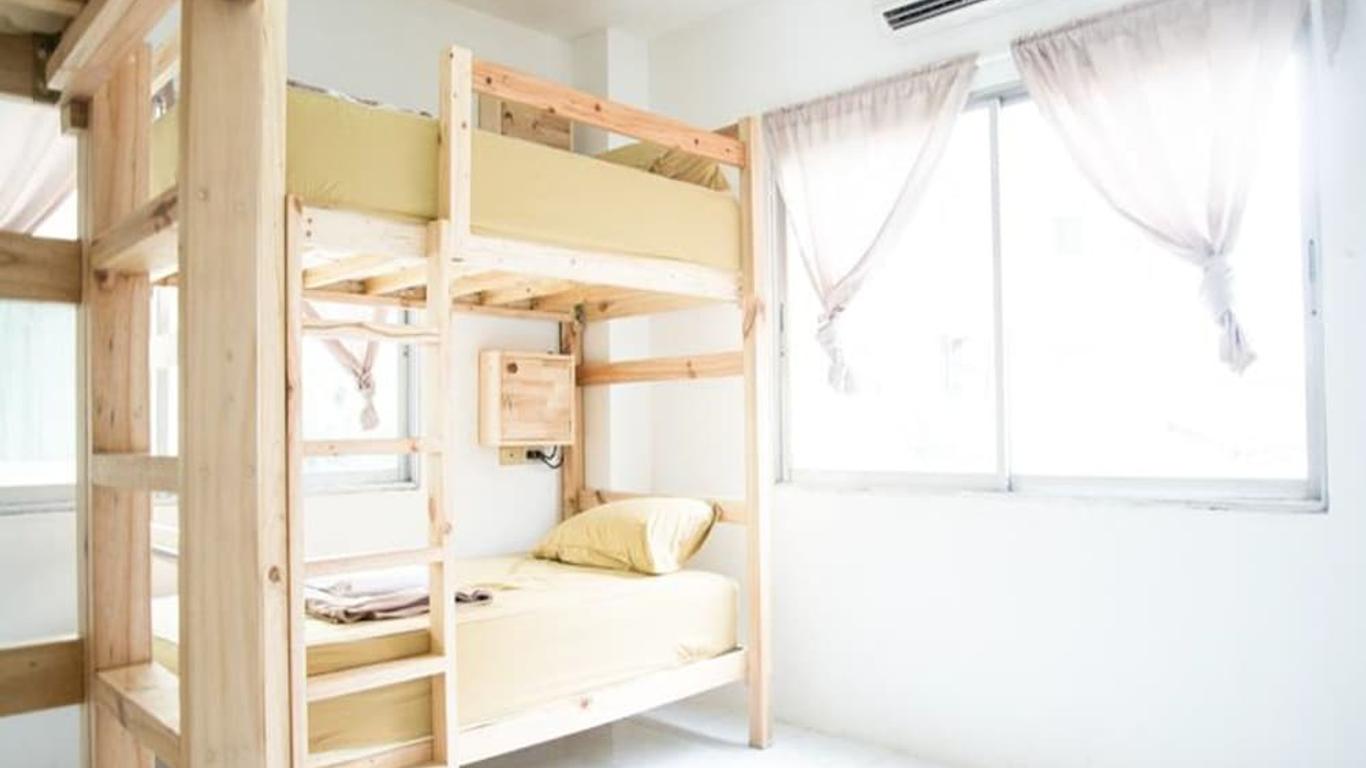 Domingo Hostel Donmuang