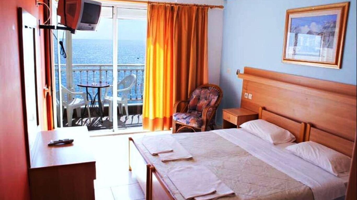 Hotel Themis