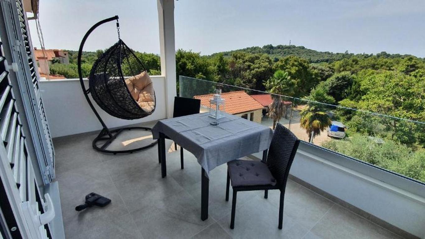 Aura Residence