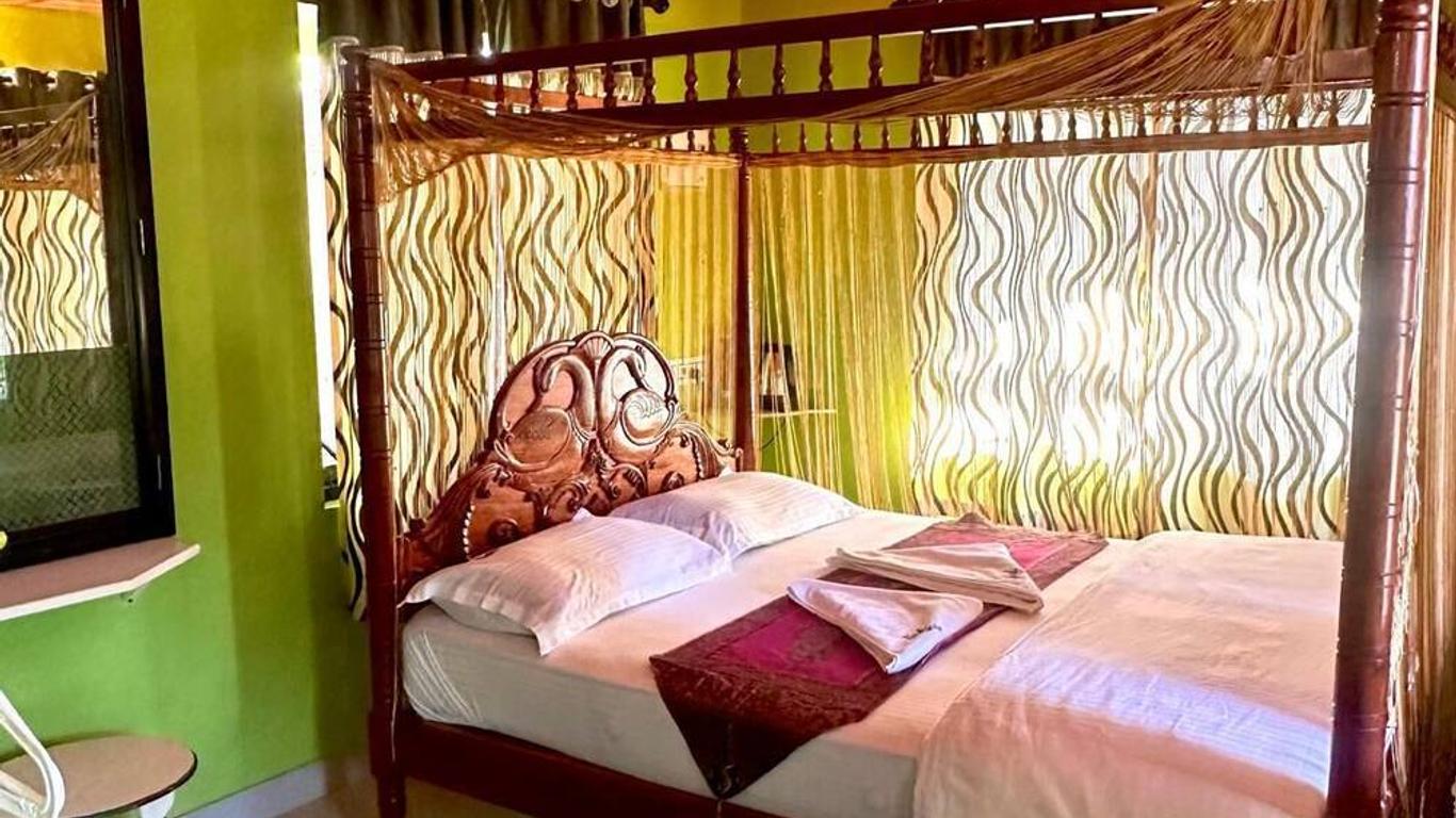 Pugmarks Jungle Lodge