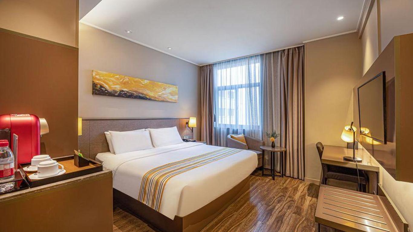 Home Inn Plus Kunshan Qianjin West Road Hongqiao