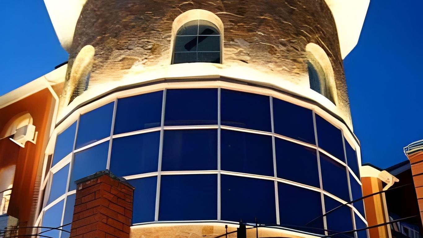 Hotel Mayak