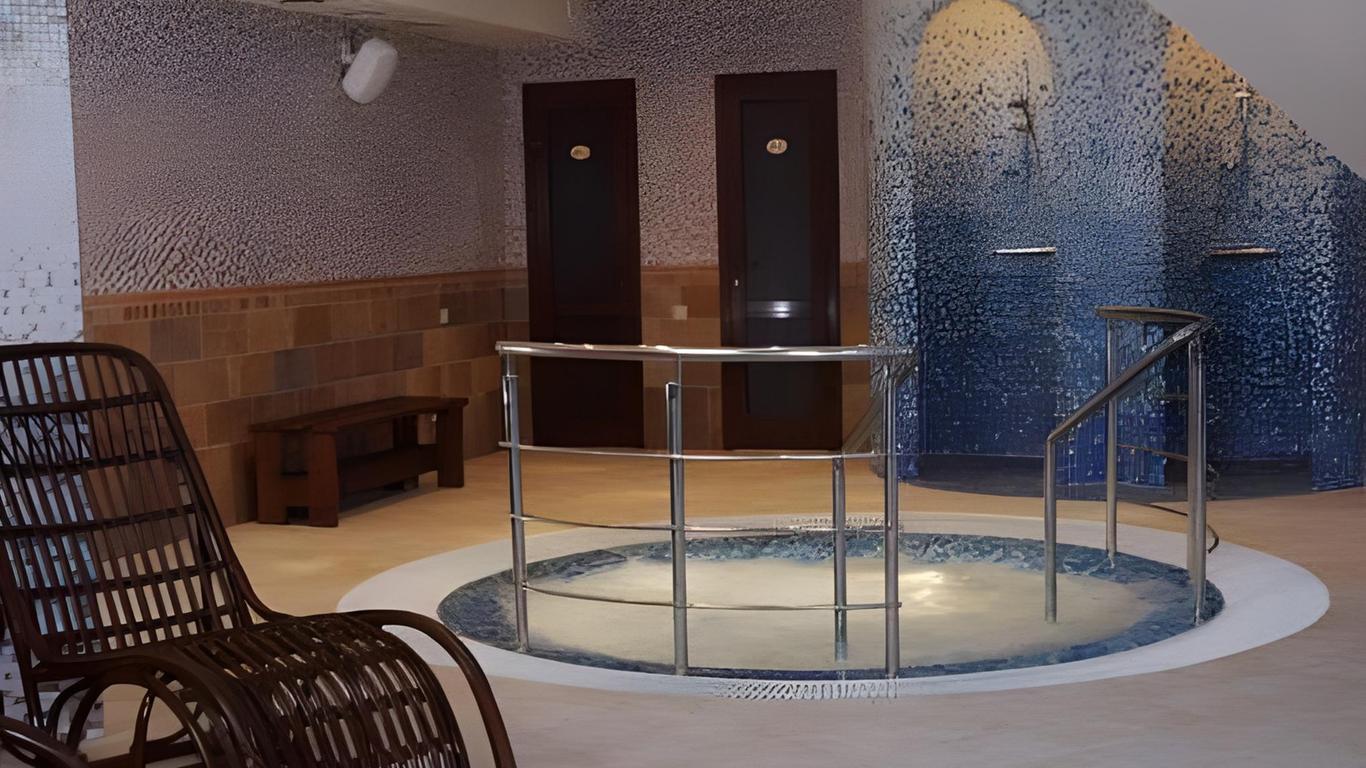 Hotel-Club Razdolie