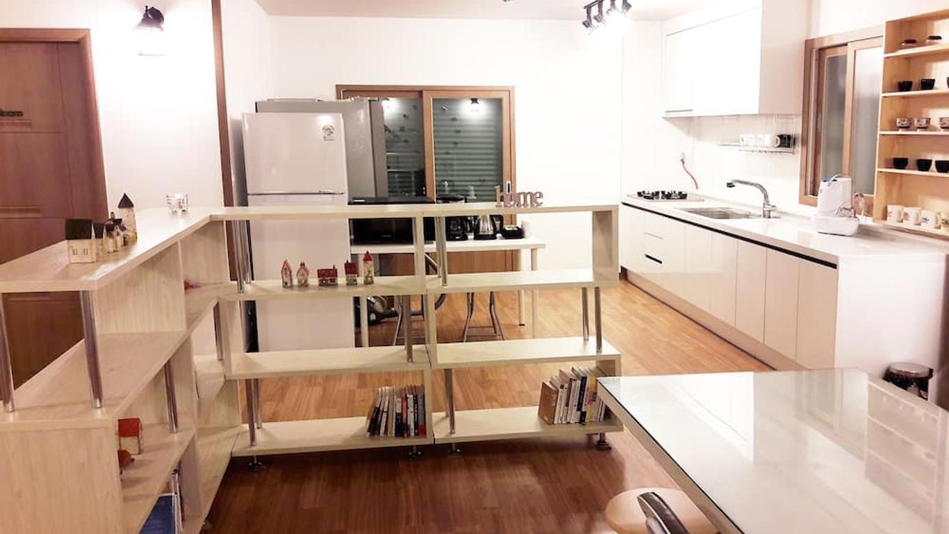 Guesthouse Enoch - Hostel