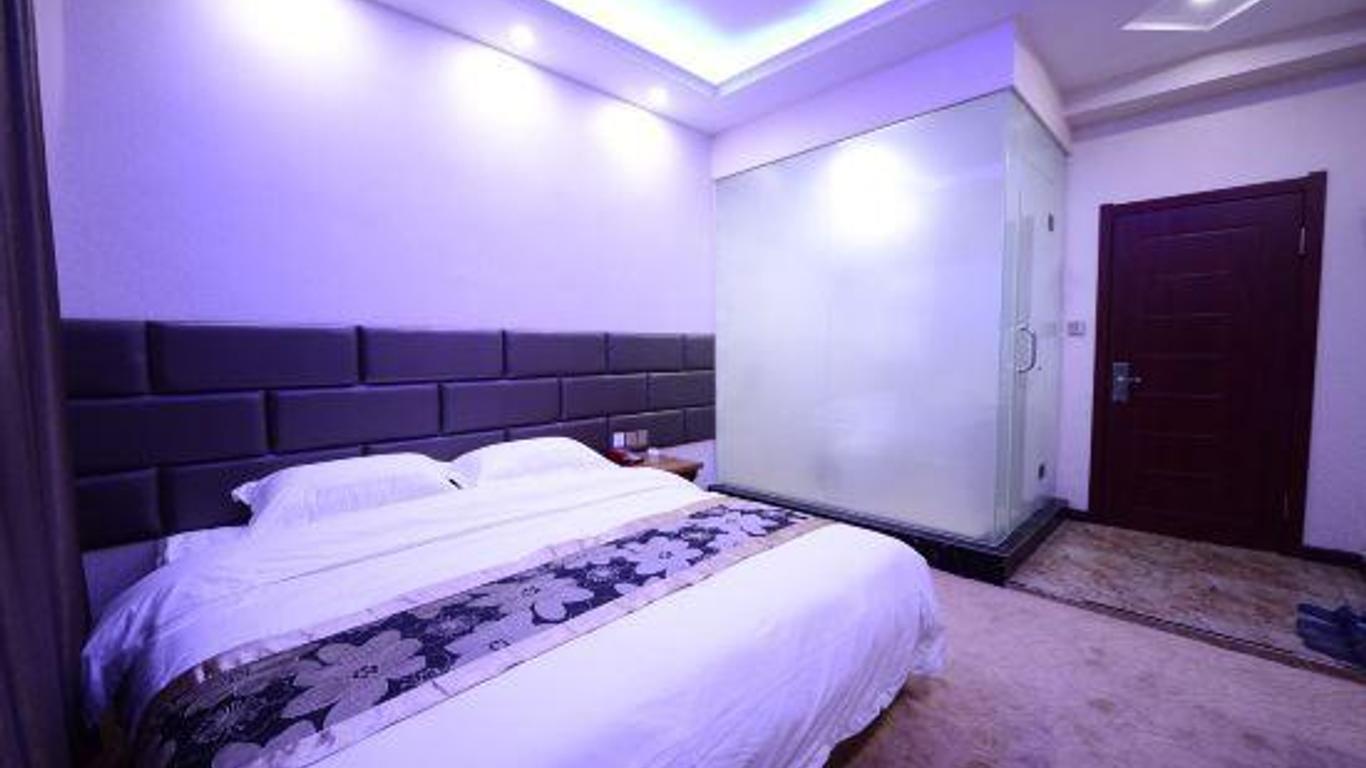 Longgang Hotel (Harbin Taiping International Airport Branch)