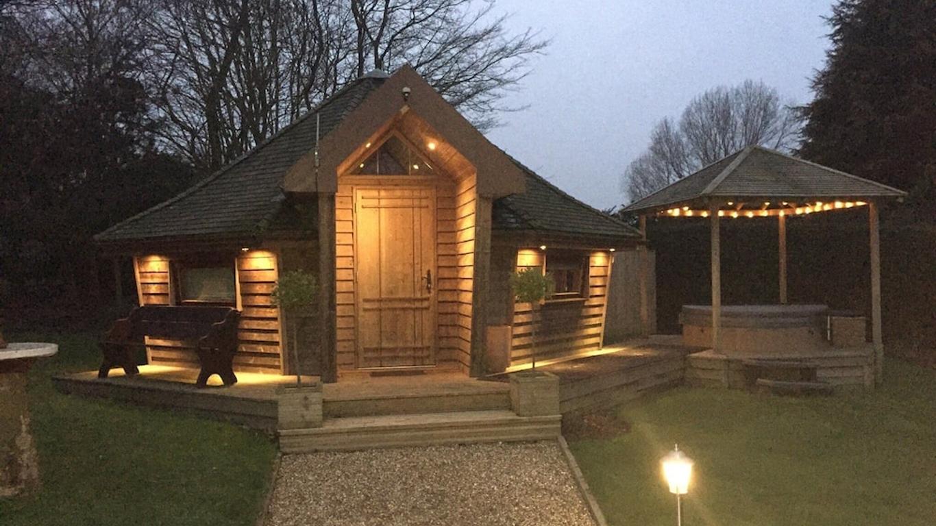 Burton Lodge Guest House & Spa