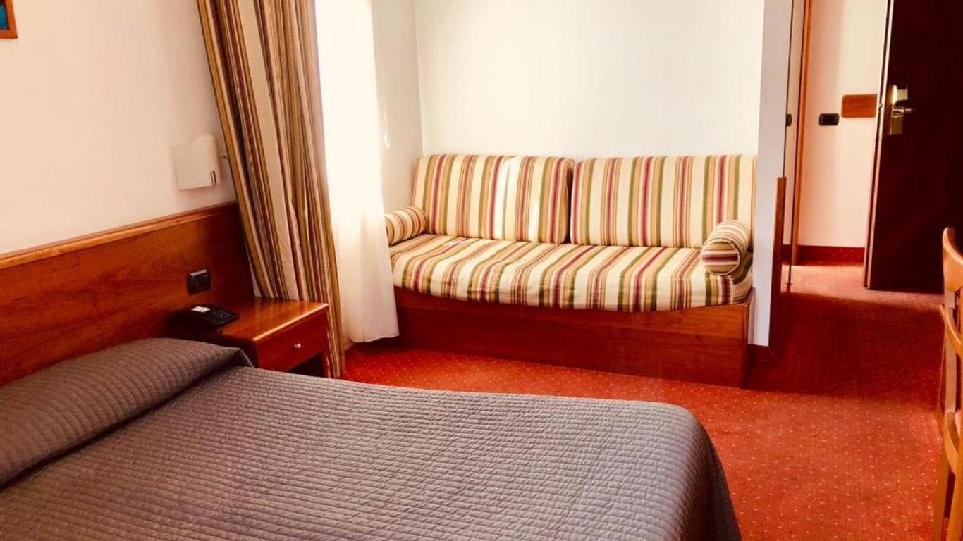 Hotel Serenella