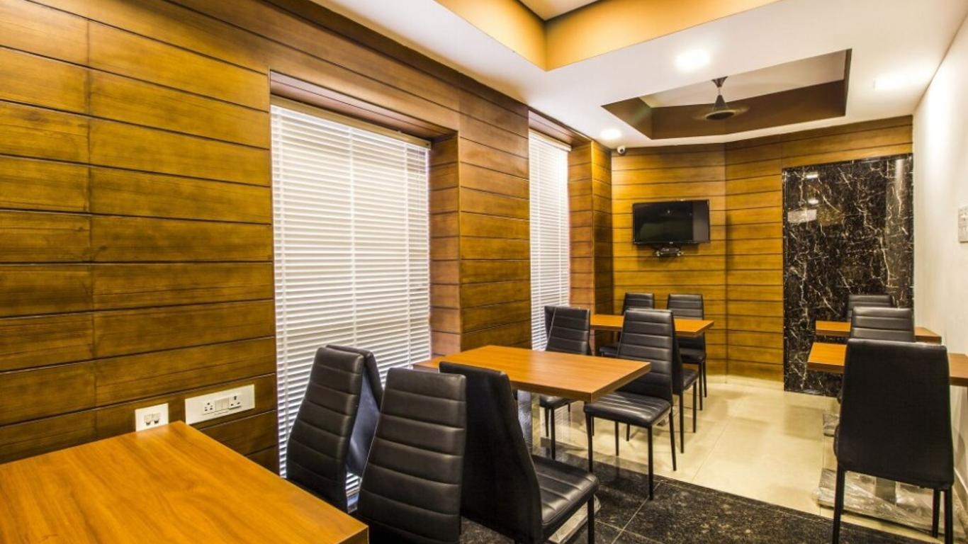 Fabhotel K-Sqaure Koyambedu