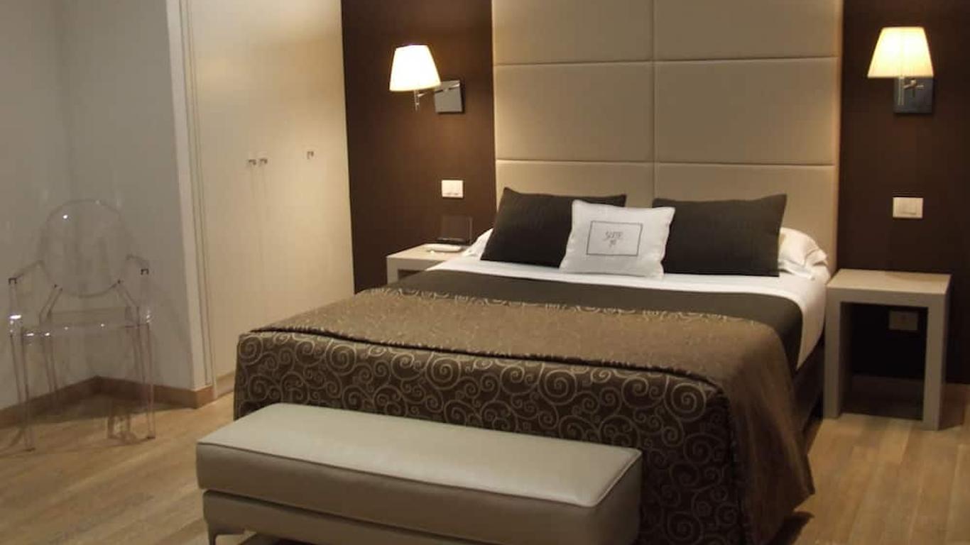 Suite 70