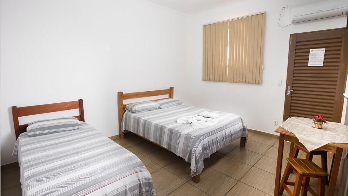 Hotel Portela III - Aprox 600m do Thermas dos Laranjais e Hot Beach