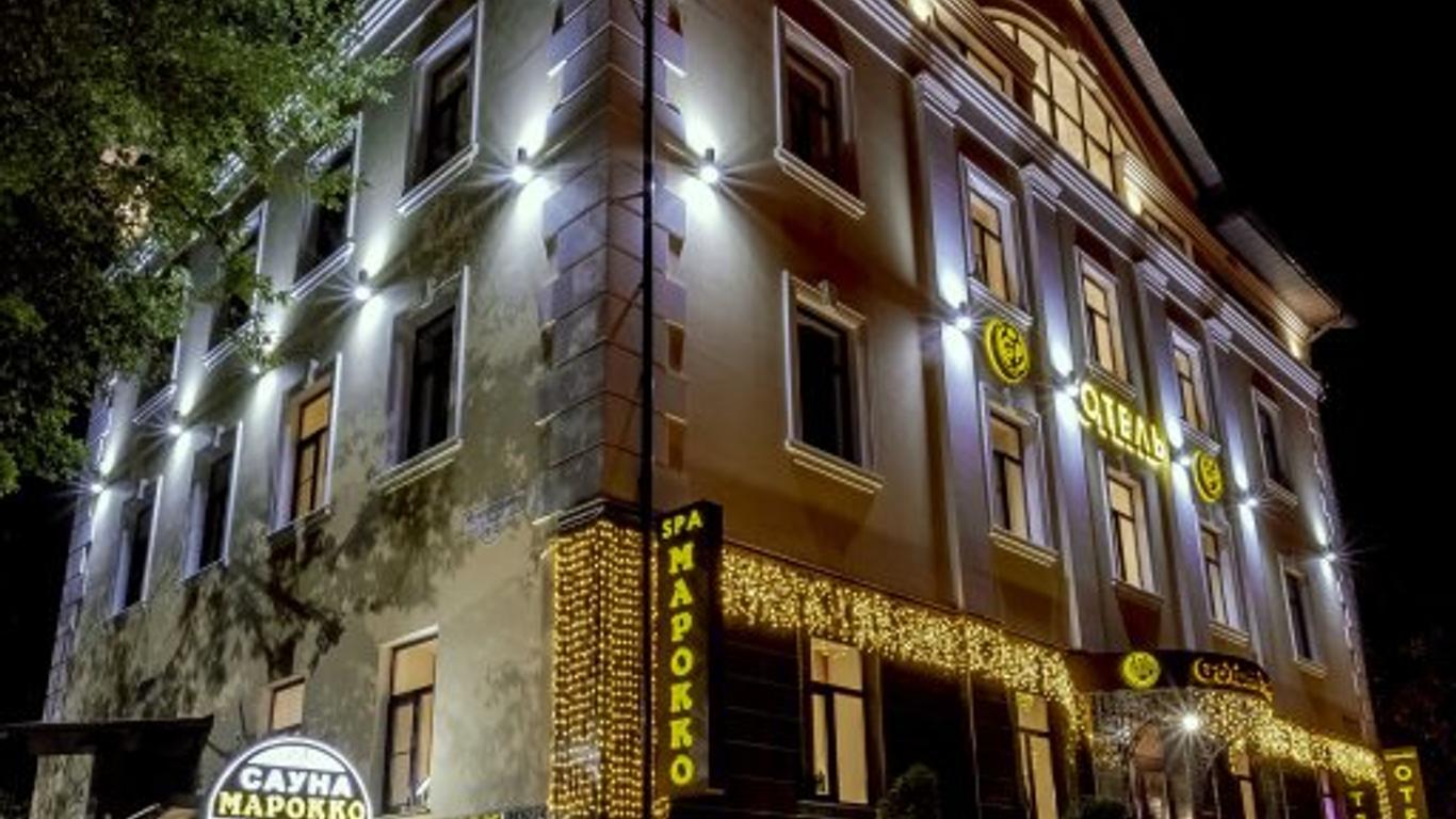 Golden Plaza Hotel