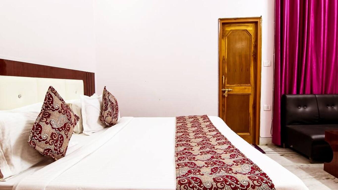 OYO 9008 Hotel Jmd Inn