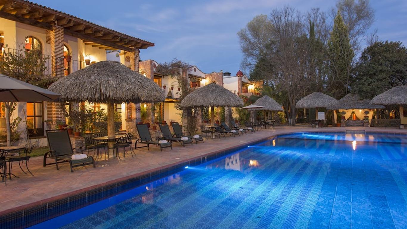 Atotonilco Hotel & Club