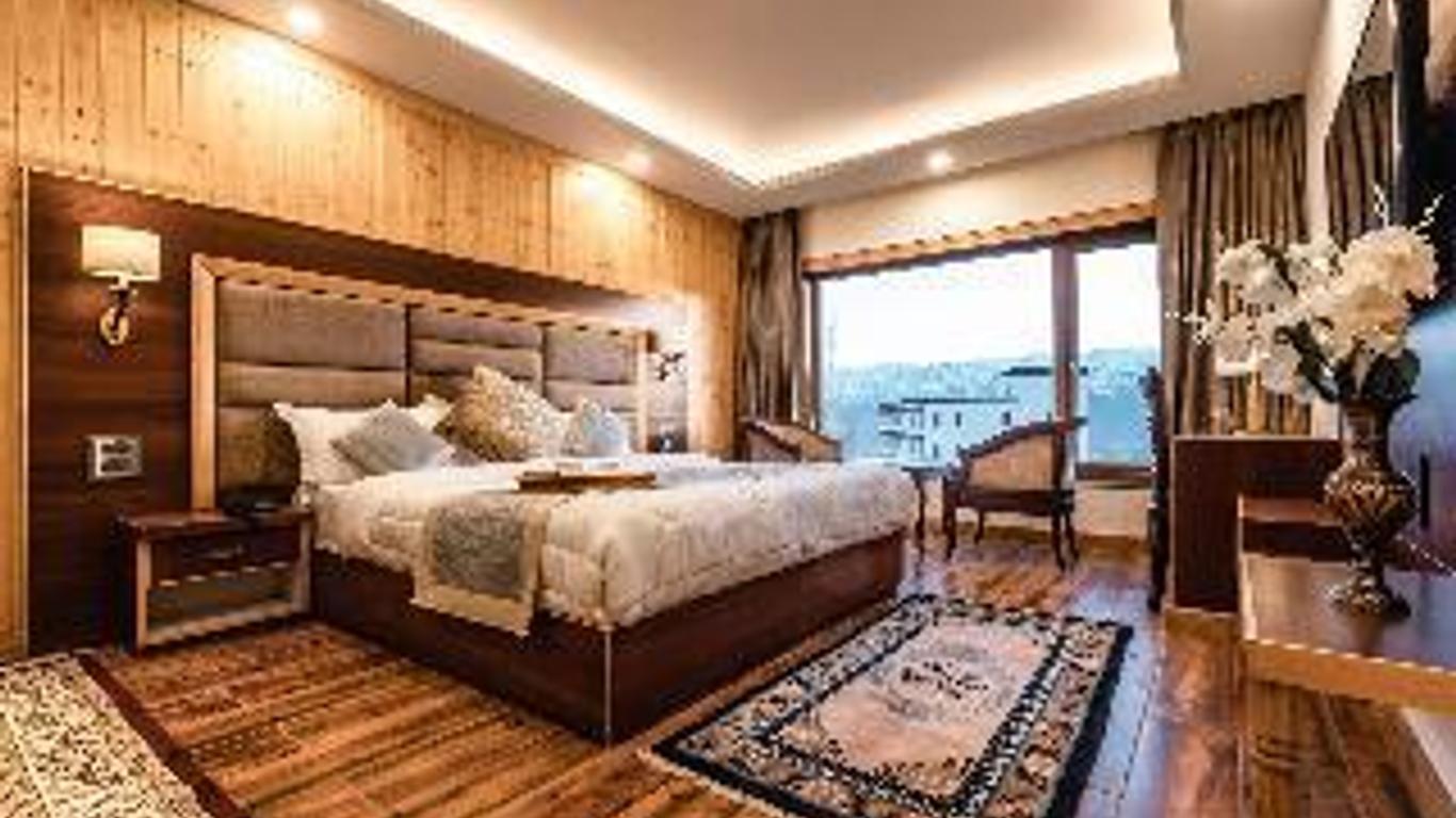 Hotel Mandal Chan