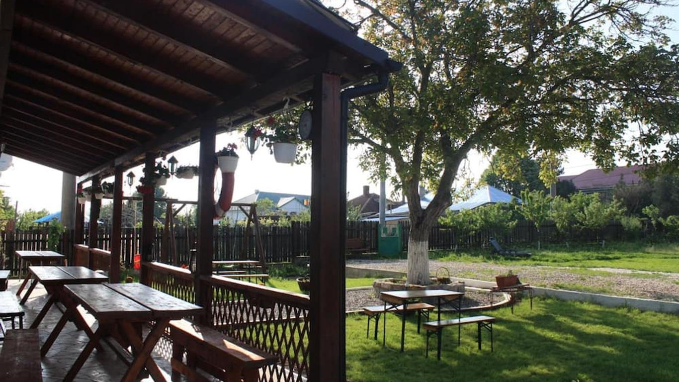 Bunica Maria - Guesthouse for birders