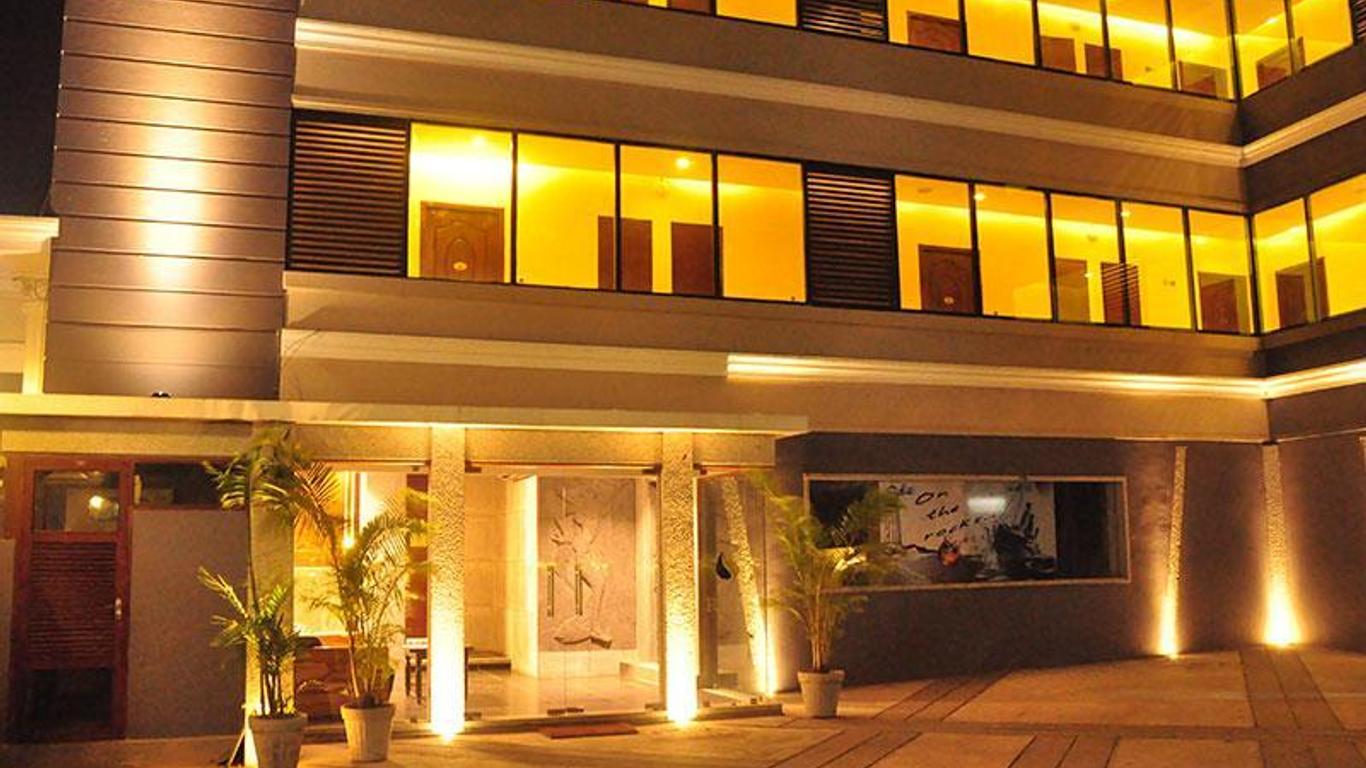 Rkn Hotel