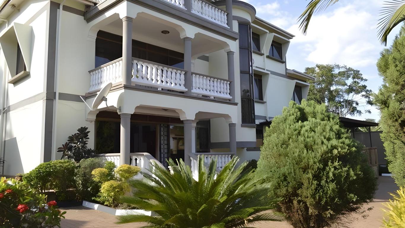 Alfa Hotel Munyonyo