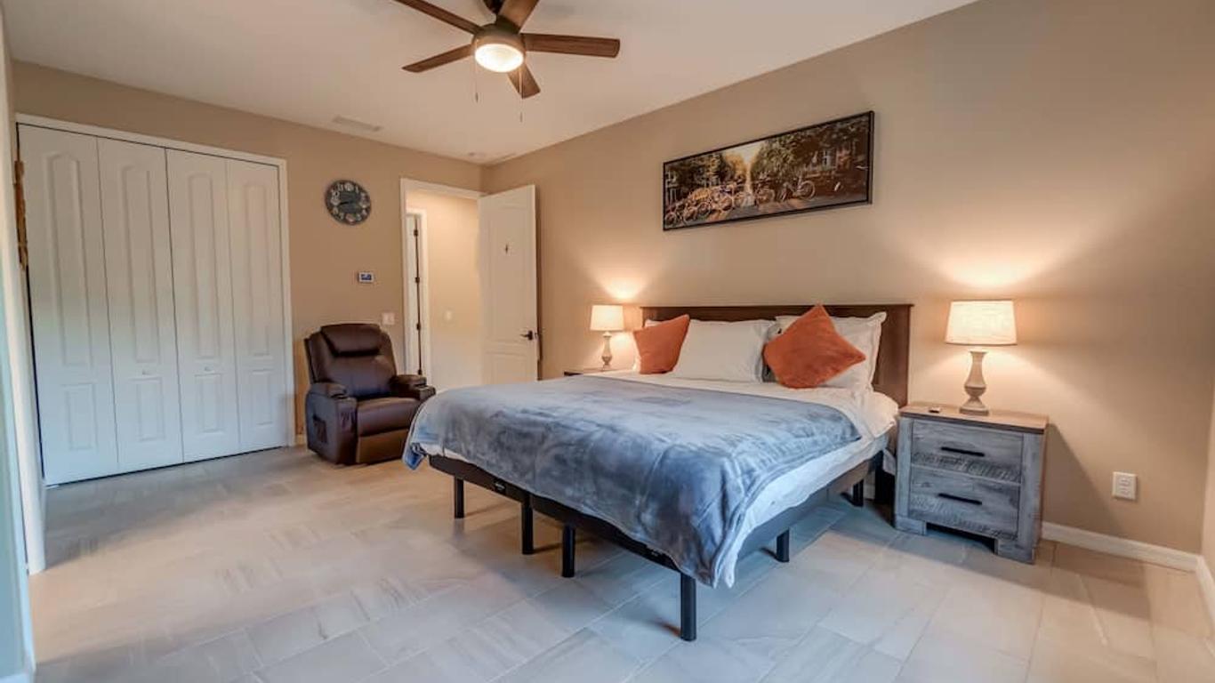 Short Term Vacation Rental Luxury B&b Ct