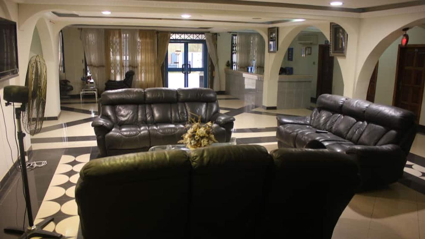 His Royal Vico Hotel