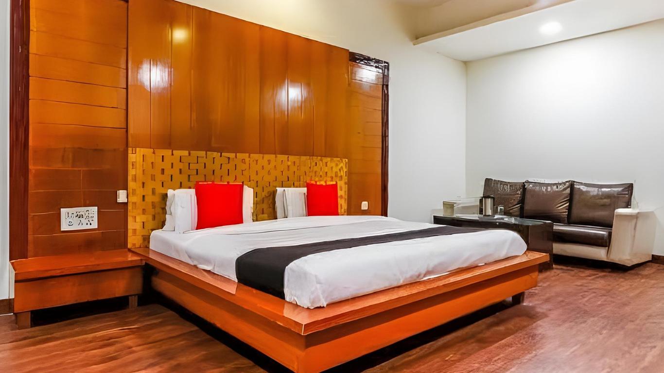Hotel Mandakini Plaza, Kanpur