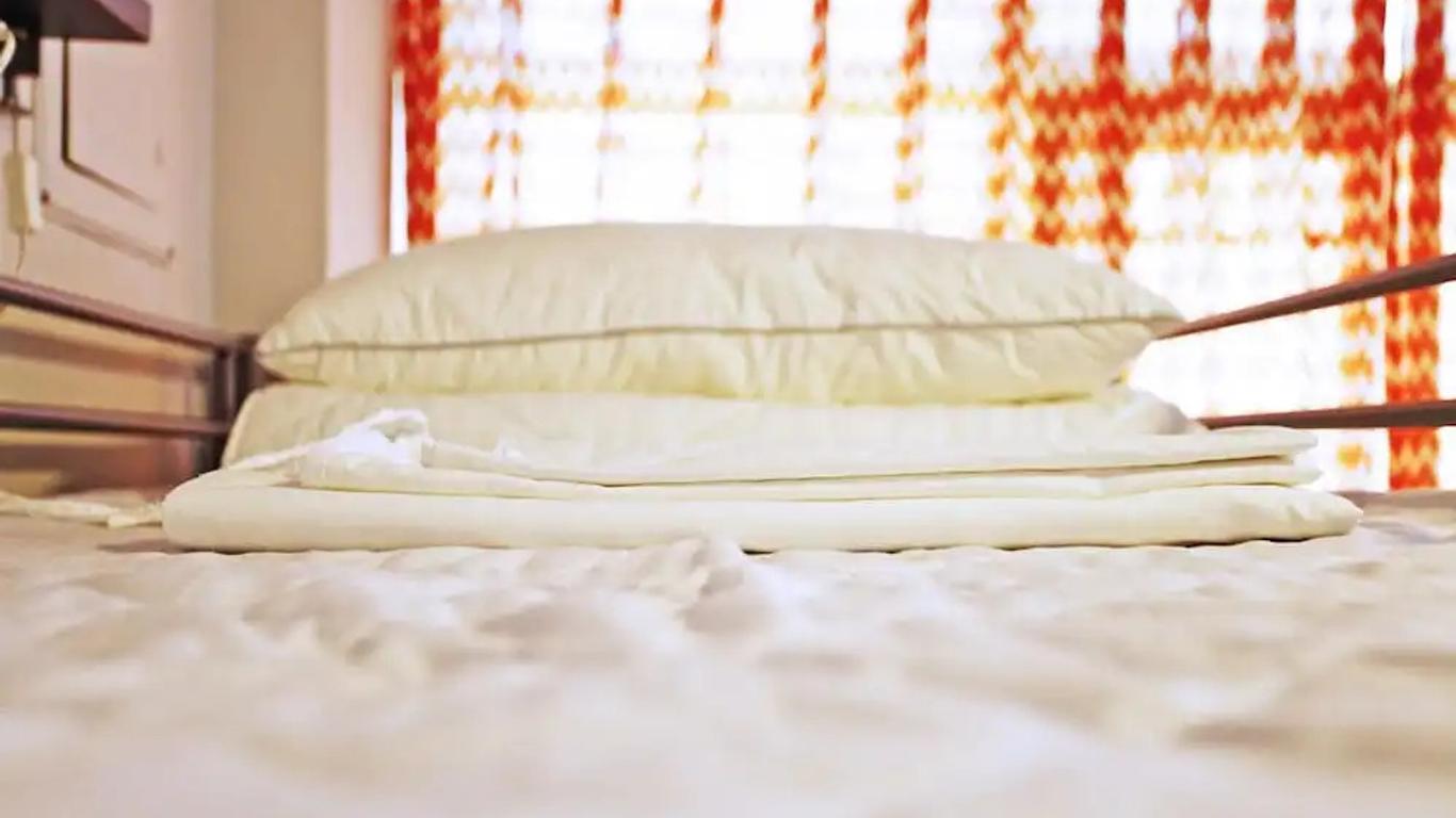 Navel Orange Hostel